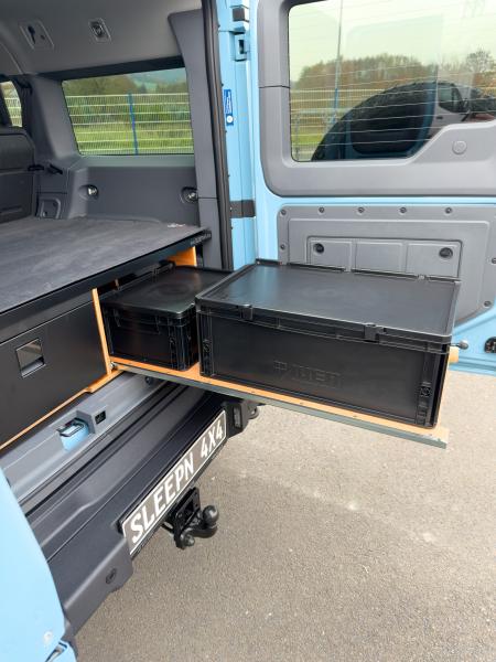 Preview: Ineos Grenadier - Traveller Utility 5 Sitzer